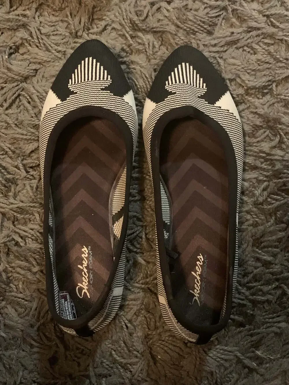 Womens Black & White Skechers Memory Foam Fabric Ballet Flats 48487 Size 9